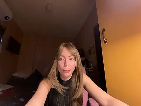 sweet glam online show from 28, 5, 2026