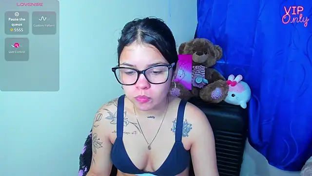 angelina 77 online show from 17, 7, 2026