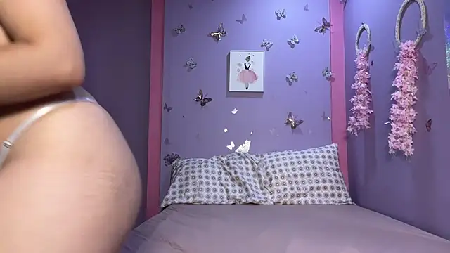 Violett Moonx online show from 17, 7, 2026