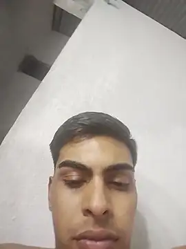 hot latinox online show from 2, 6, 2026