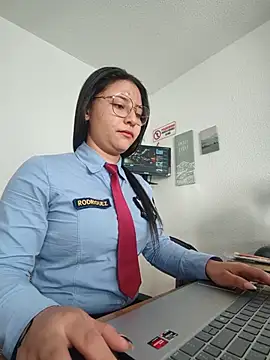 Queen linda1 online show from 24, 6, 2026