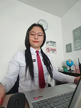 Snapshot of Queen_linda1 chatting on 11, 5, 2026 Queen linda1 online show from 11, 5, 2026