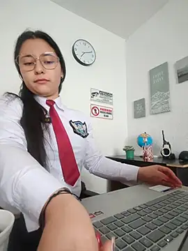Snapshot of Queen_linda1 chatting on 13, 5, 2026 Queen linda1 online show from 13, 5, 2026