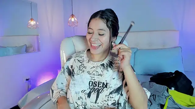 Alessia blaze online show from 7, 5, 2026