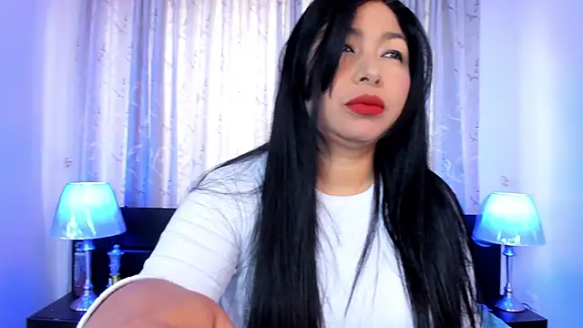 Snapshot of Victoria_kim_lee chatting on 7, 5, 2026 Victoria kim lee online show from 7, 5, 2026