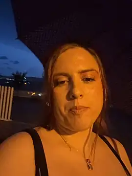 lumazzy online show from 25, 5, 2026
