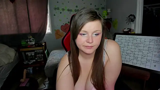 Snapshot of DelilaFields2 chatting on 26, 5, 2026 DelilaFields2 online show from 26, 5, 2026