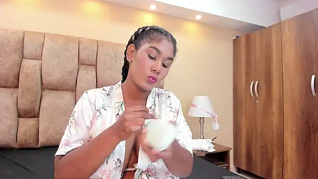 Snapshot of AlissonJamess chatting on 24, 4, 2026 AlissonJamess online show from 24, 4, 2026