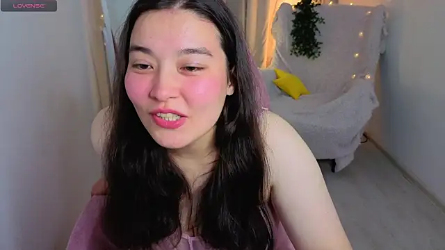 MomoRins online show from 19, 7, 2026
