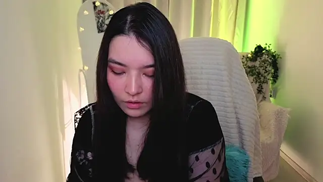 MomoRins online show from 12, 5, 2026