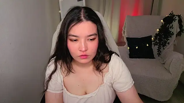 MomoRins online show from 25, 5, 2026