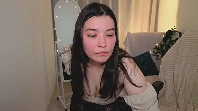 MomoRins online show from 18, 5, 2026