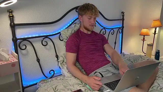 Snapshot of pavelrey chatting on 7, 5, 2026 pavelrey online show from 7, 5, 2026
