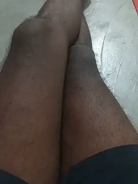 hot boy 27  online show from 31, 5, 2026