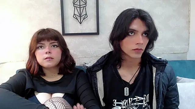 Snapshot of raven_n_matt chatting on 28, 4, 2026 raven n matt online show from 28, 4, 2026
