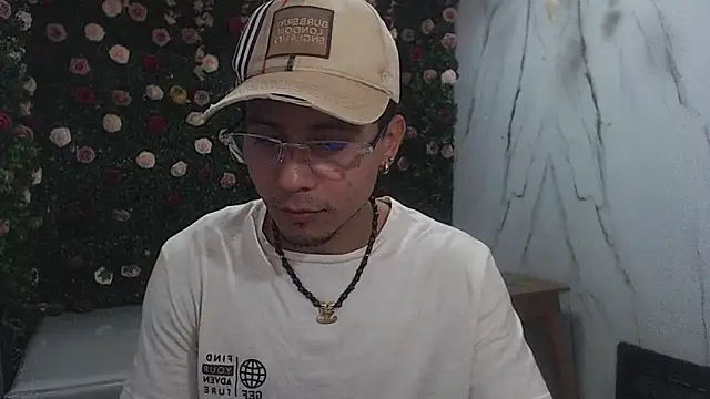 Snapshot of jbarto_ chatting on 23, 5, 2026 jbarto online show from 23, 5, 2026
