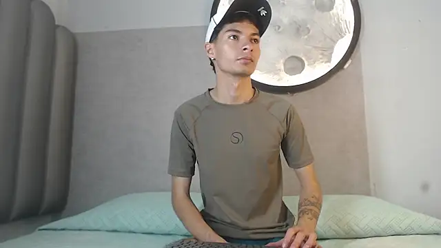Snapshot of Yefersonyoss chatting on 15, 5, 2026 Yefersonyoss online show from 15, 5, 2026