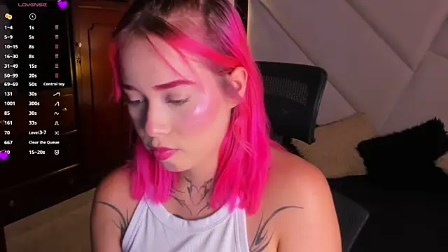 pinkiflame online show from 2, 7, 2026