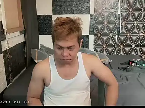 Snapshot of FuckMeeGUYS chatting on 13, 6, 2026 FuckMeeGUYS online show from 13, 6, 2026