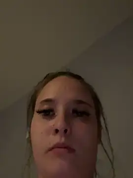 Poppylooloo online show from 17, 6, 2026