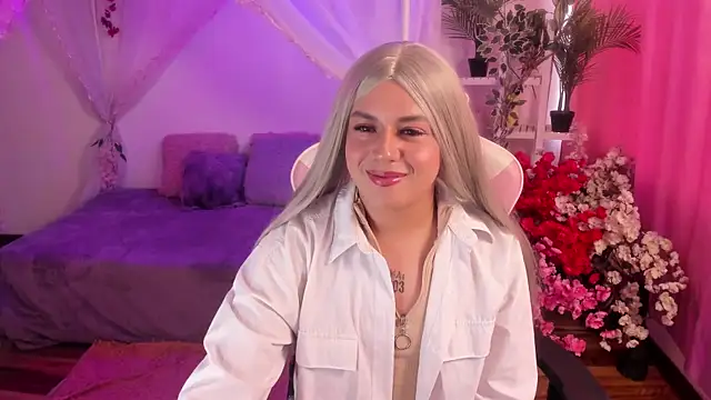 gyal isabella online show from 24, 4, 2026