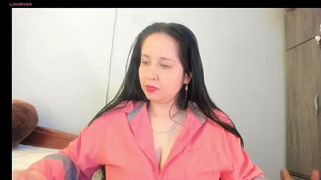 cami hot tits online show from 1, 6, 2026