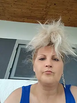 Divineblond online show from 12, 5, 2026
