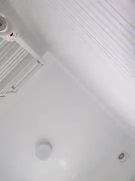 Divineblond online show from 5, 10, 2025