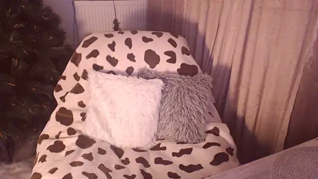 Divineblond online show from 21, 11, 2025