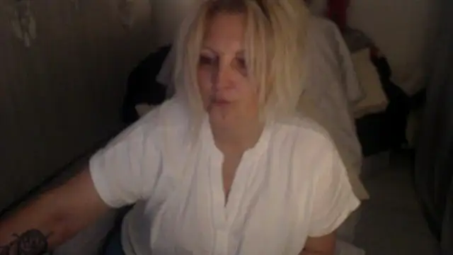 Divineblond online show from 15, 4, 2026