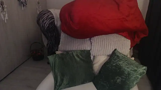 Divineblond online show from 4, 4, 2026