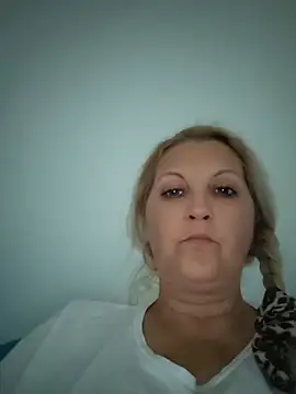 Divineblond online show from 22, 5, 2026