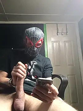 bwcloverboy2 online show from 17, 6, 2026