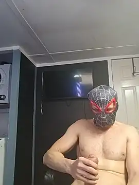 bwcloverboy2 online show from 18, 5, 2026