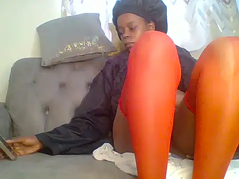 fentyvee online show from 25, 6, 2026