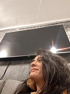 AshleyyHall online show from 2, 7, 2026