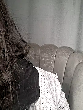 AshleyyHall online show from 22, 7, 2026