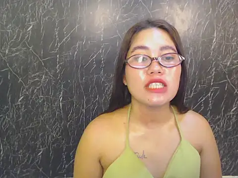 ur prettychelsie online show from 25, 4, 2026