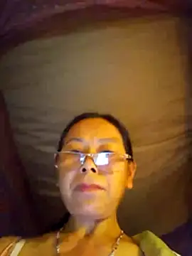Ari-Na9 online show from 4, 5, 2026