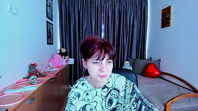 Snapshot of MiniLysii chatting on 4, 6, 2026 MiniLysii online show from 4, 6, 2026