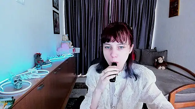 Snapshot of MiniLysii chatting on 25, 6, 2026 MiniLysii online show from 25, 6, 2026
