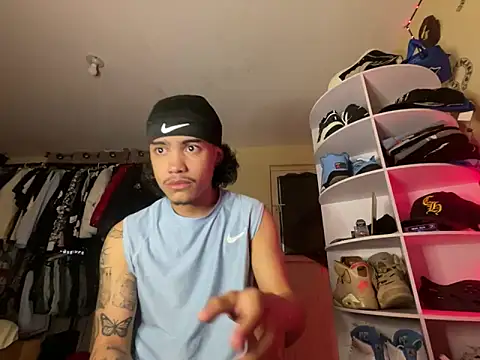 Mateo19cm  online show from 22, 4, 2026