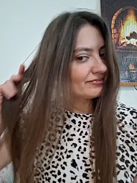 Snapshot of Alba2331 chatting on 27, 5, 2026 Alba2331 online show from 27, 5, 2026