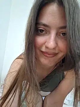 Snapshot of Alba2331 chatting on 23, 5, 2026 Alba2331 online show from 23, 5, 2026