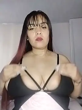 MiaKhaliFFa69 online show from 8, 7, 2026