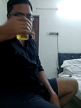 TamilRedchilli online show from 7, 5, 2026