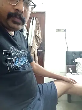 TamilRedchilli online show from 6, 5, 2026