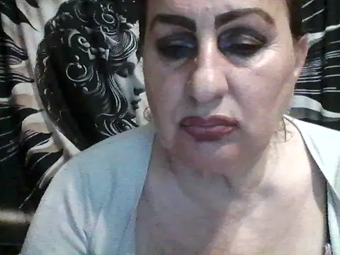 LoaqLovew online show from 25, 4, 2026