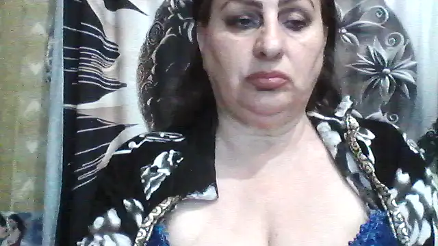LoaqLovew online show from 17, 5, 2026