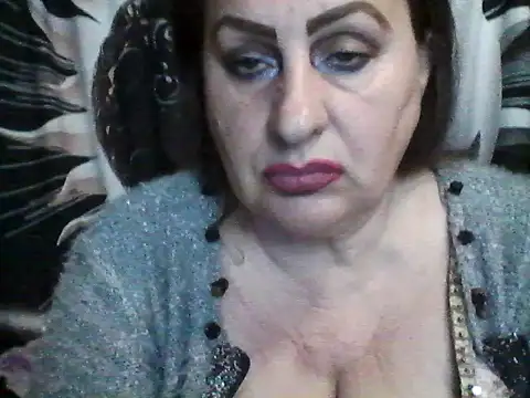 LoaqLovew online show from 5, 5, 2026